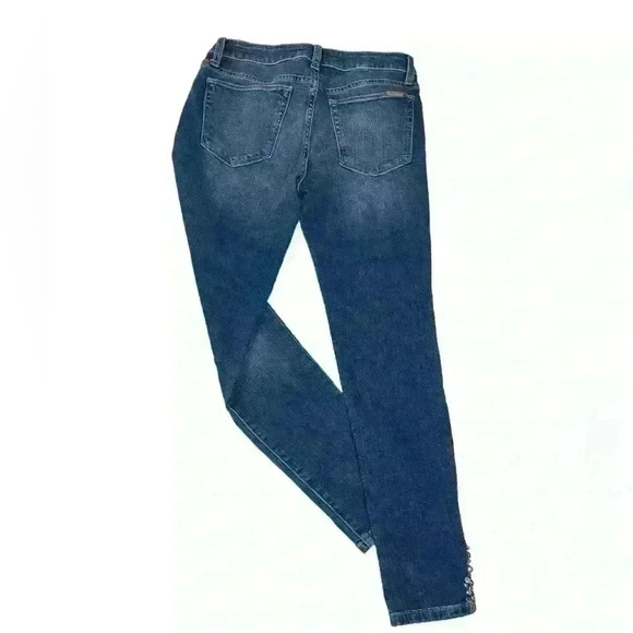 Joe’s Jeans Mid Rise Skinny Ankle Jean. - Picture 2 of 7